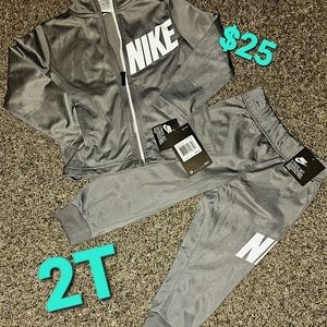 Boys 2T Nike
